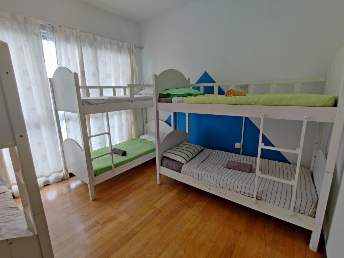 Starsbed Klcc Skyview Roof Pool Hostel Куала-Лумпур Екстер'єр фото